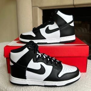 Nike Dunk High Panda 🐼